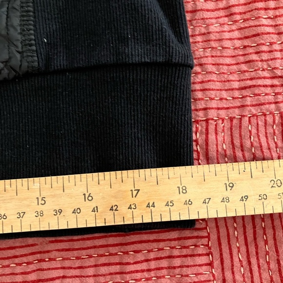 MPG Women’s size medium Black Sleeveless Quilted Top - Picture 12 of 16